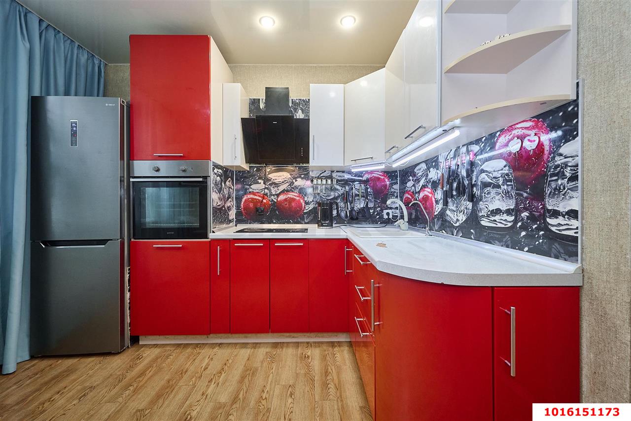 Фото №13: 3-комнатная квартира 75 м² - Краснодар, Западный внутригородской округ, Кожзавод, мкр. Военный городок № 1, ул. имени Калинина, 350/6