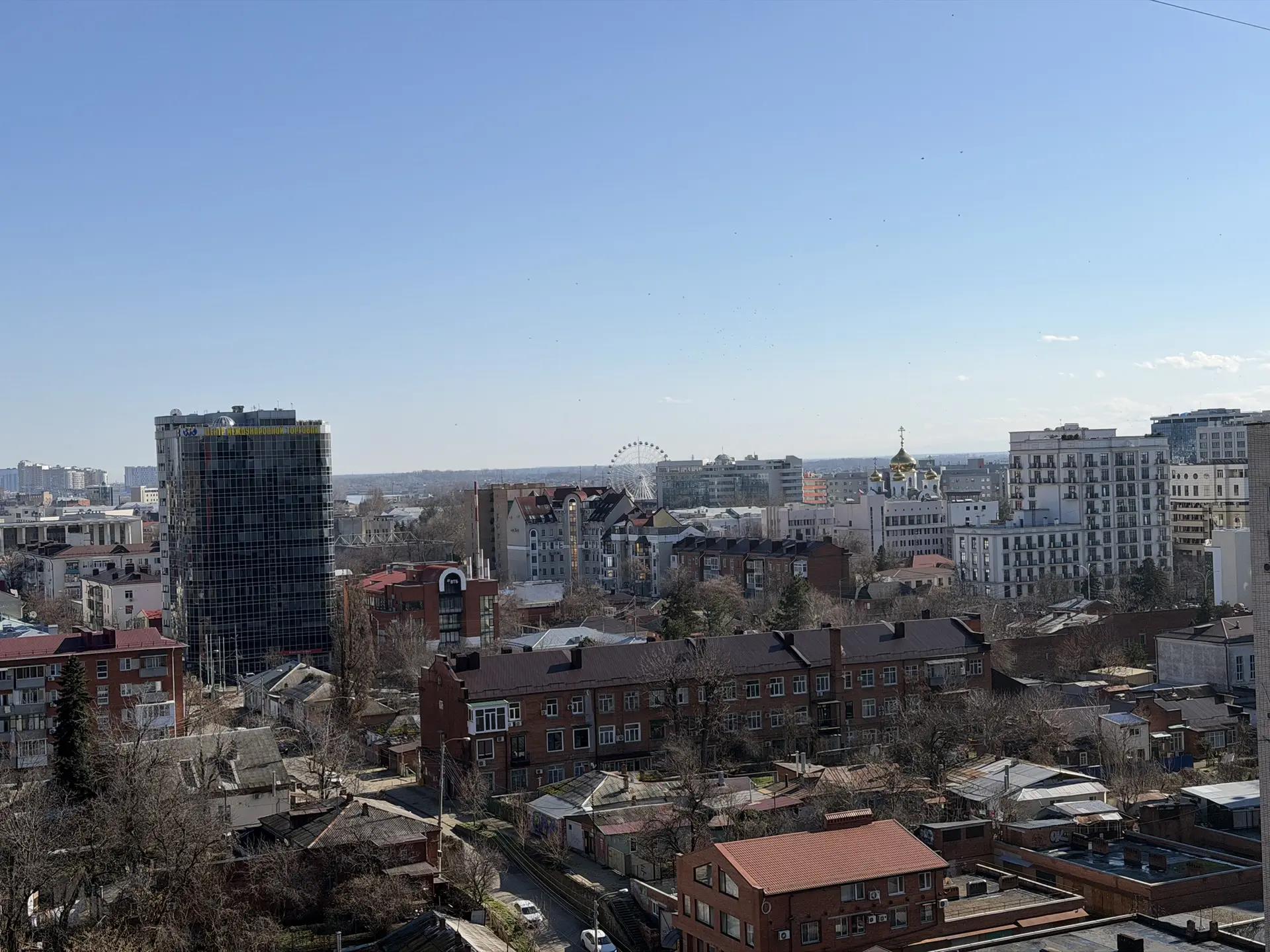 Фото №18: 3-комнатная квартира 136 м² - Краснодар, Центральный, Центральный внутригородской округ, мкр. Западный внутригородской округ, ул. Кубанская набережная, 56