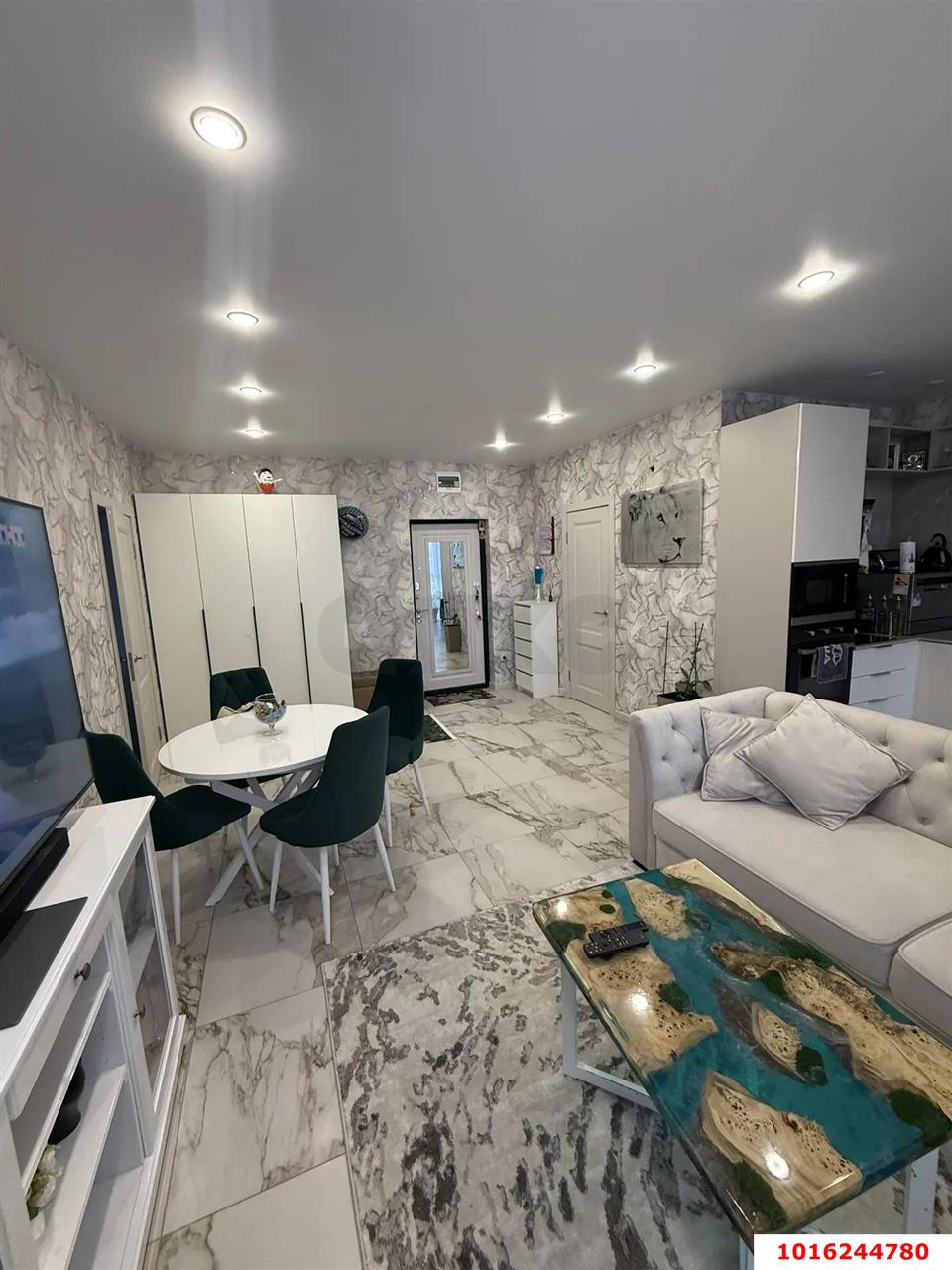 Фото №1: 2-комнатная квартира 64 м² - Краснодар, жилой комплекс Мозаика, Прикубанский внутригородской округ, ж/м имени Демьяна Бедного, ул. Степная, 1/1