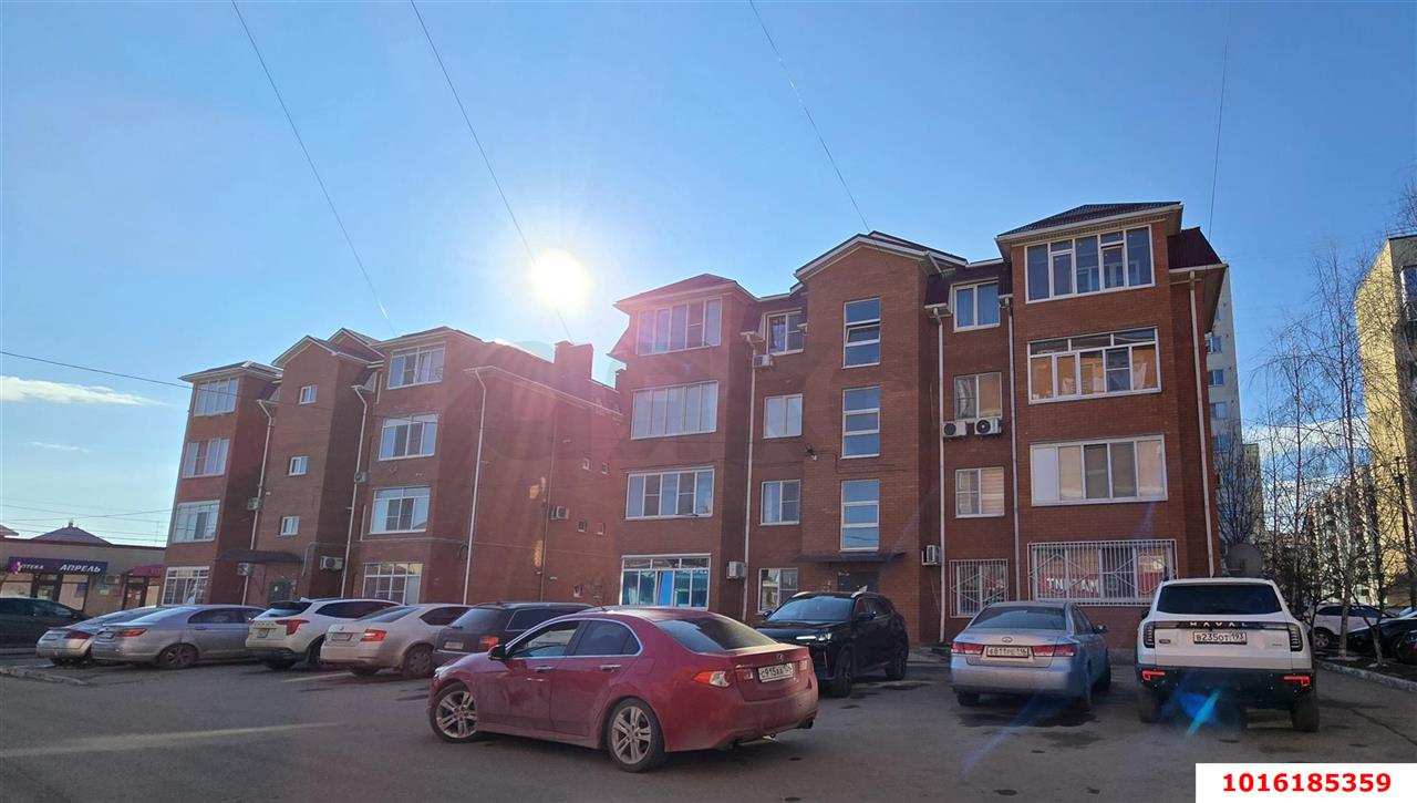 Фото №1: 2-комнатная квартира 53 м² - Яблоновский, ул. А. Чуца, 38