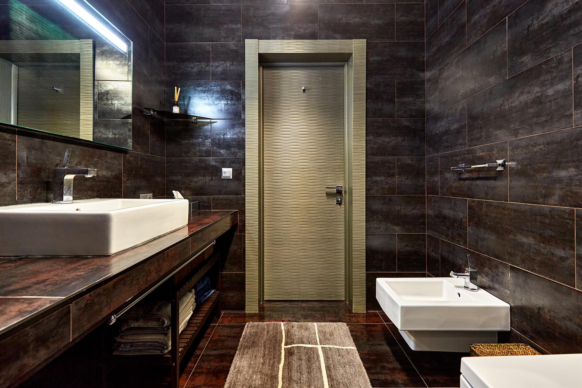 Фото №18: 3-комнатная квартира 195 м² - Краснодар, Центральный внутригородской округ, мкр. Центральный, ул. Промышленная, 49