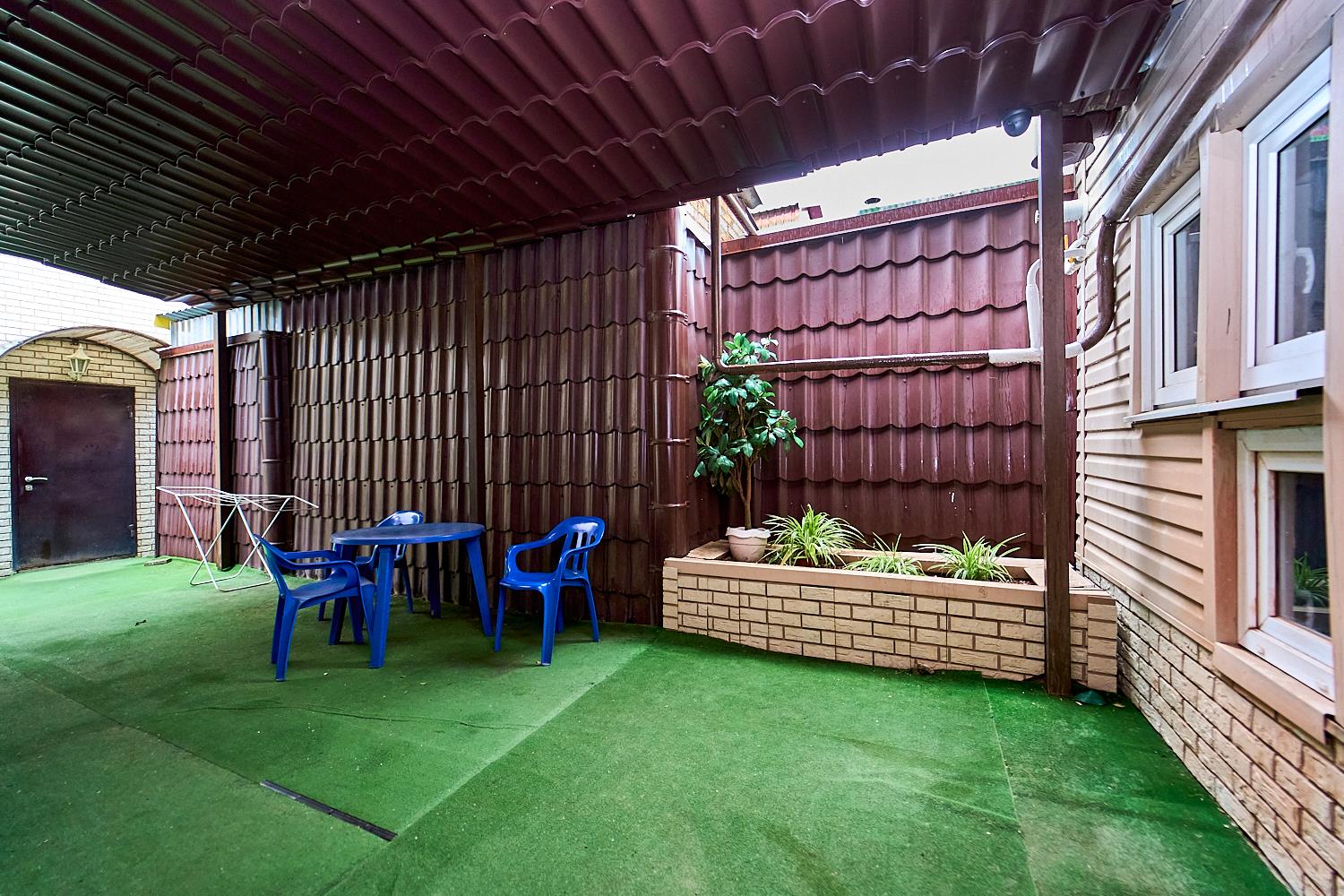 Фото №2: Дом 260 м² + 3.13 сот. - Краснодар, Сельскохозяйственный Институт, мкр. Западный внутригородской округ, ул. Урицкого, 75