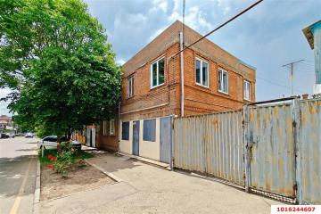 Фото №1: Торговое помещение <span class="whitespace-nowrap">85 м²</span>, <span class="whitespace-nowrap">1/2 эт.</span> - Краснодар, мкр. Центральный, ул. Фрунзе, 95