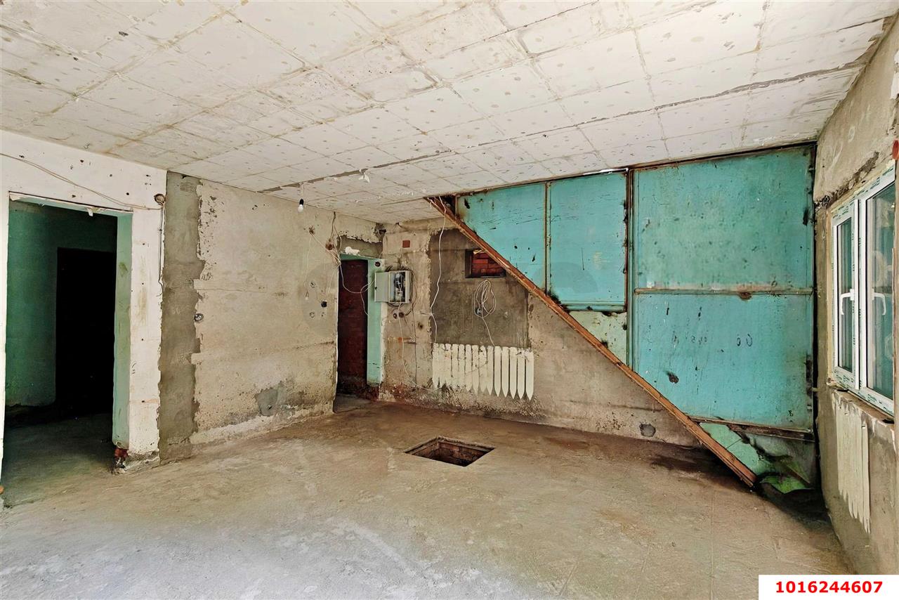 Фото №9: Торговое помещение <span class="whitespace-nowrap">85 м²</span>, <span class="whitespace-nowrap">1/2 эт.</span> - Краснодар, Западный внутригородской округ, мкр. Центральный, ул. Фрунзе, 95
