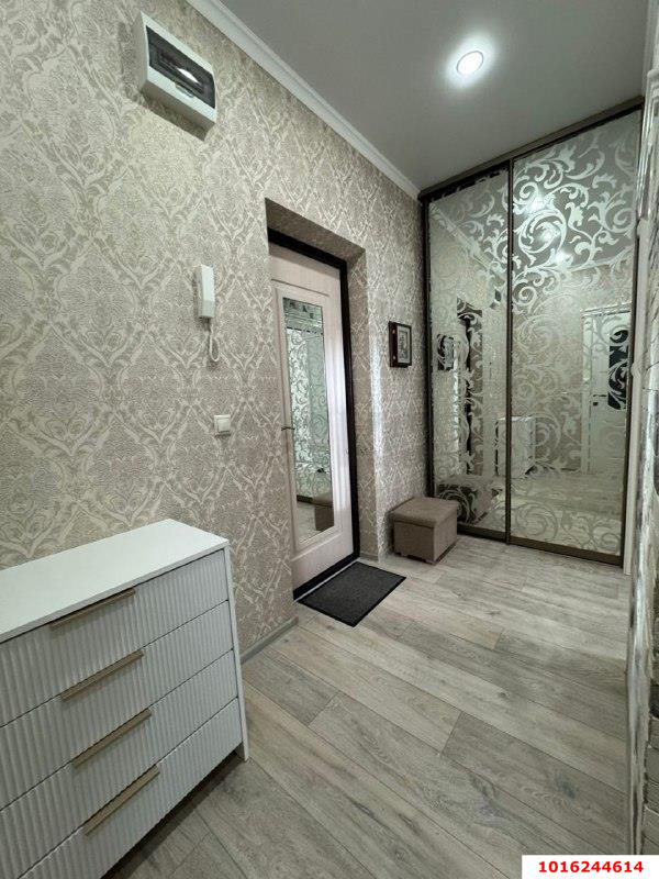 Фото №3: 1-комнатная квартира 38 м² - Краснодар, Карасунский внутригородской округ, Пашковский, жилой комплекс Гарант, мкр. Участок №24, ул. Трудовой Славы, 43к1