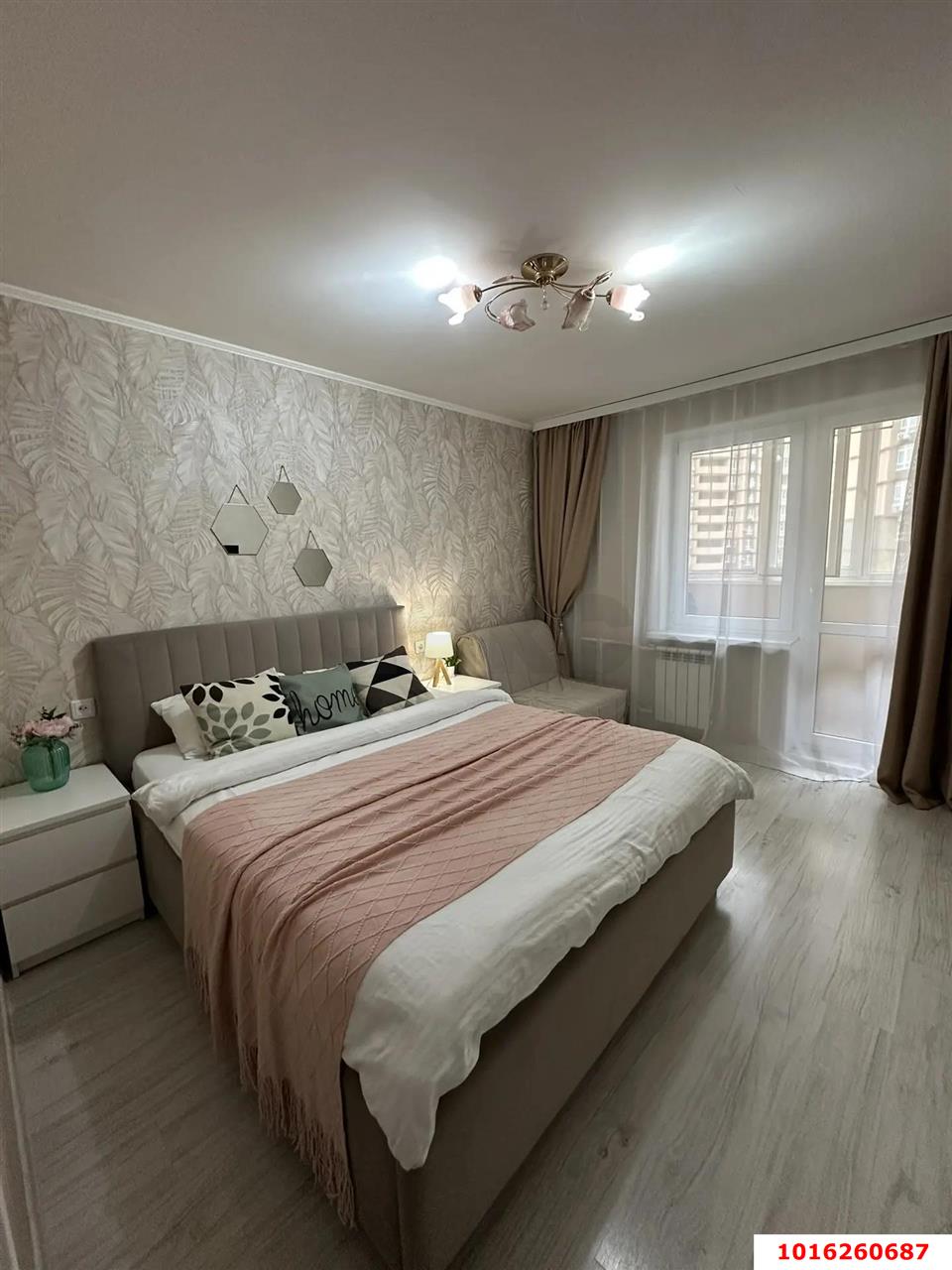 Фото №1: 2-комнатная квартира 61 м² - Краснодар, Карасунский внутригородской округ, мкр. Гидростроителей, ул. Парусная, 20/2