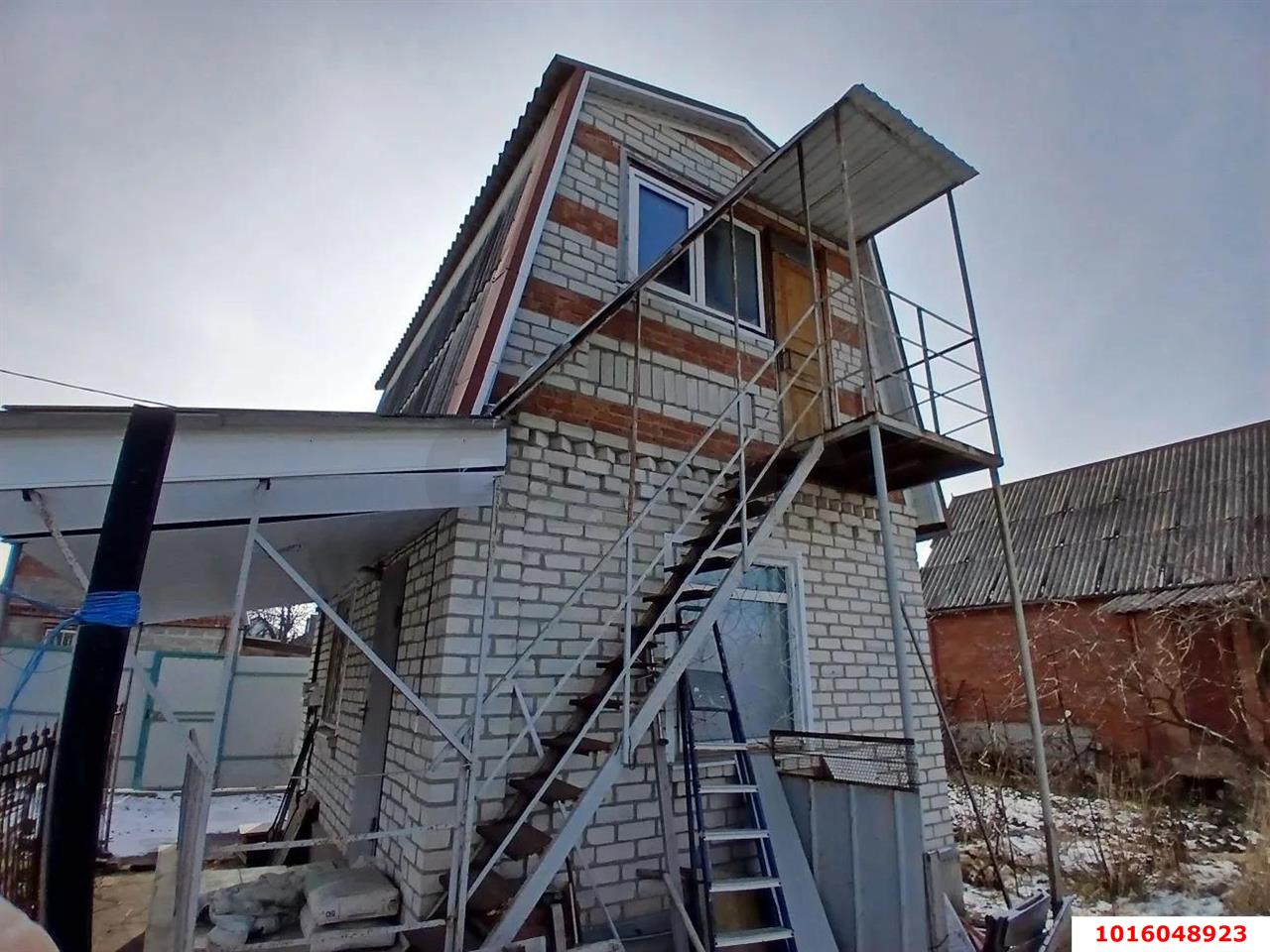 Фото №2: Дом 33 м² + 4 сот. - Любитель, мкр. Прикубанский внутригородской округ, ул. Центральная, 195