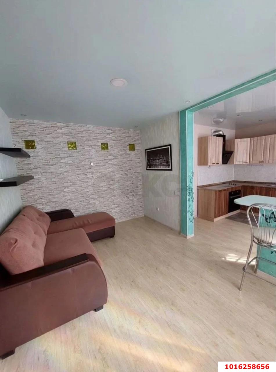 Фото №3: 2-комнатная квартира 50 м² - Краснодар, Музыкальный, имени Петра Метальникова, Прикубанский внутригородской округ, мкр. Завод Радиоизмерительных Приборов, ул. Петра Метальникова, 11