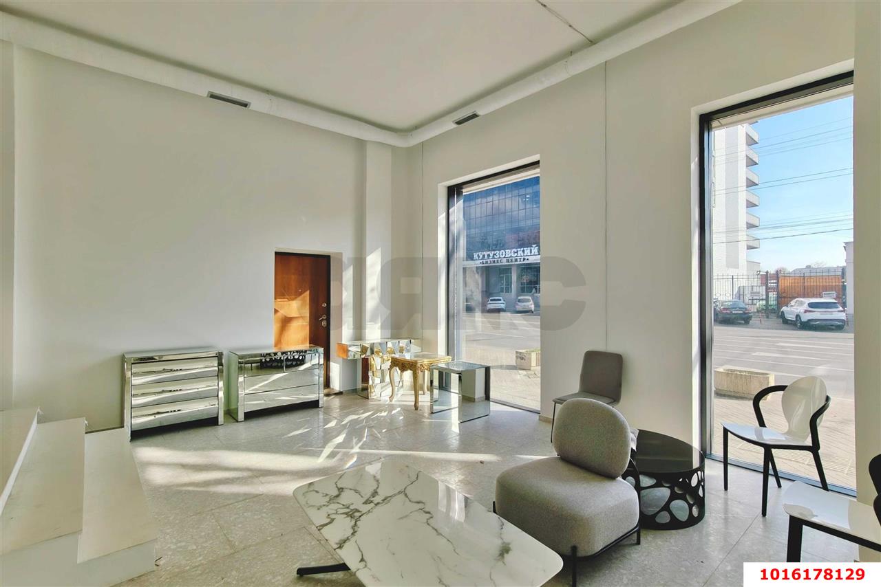 Фото №7: Коммерция 1100 м² - Краснодар, Центральный внутригородской округ, мкр. Покровка, ул. Северная, 407