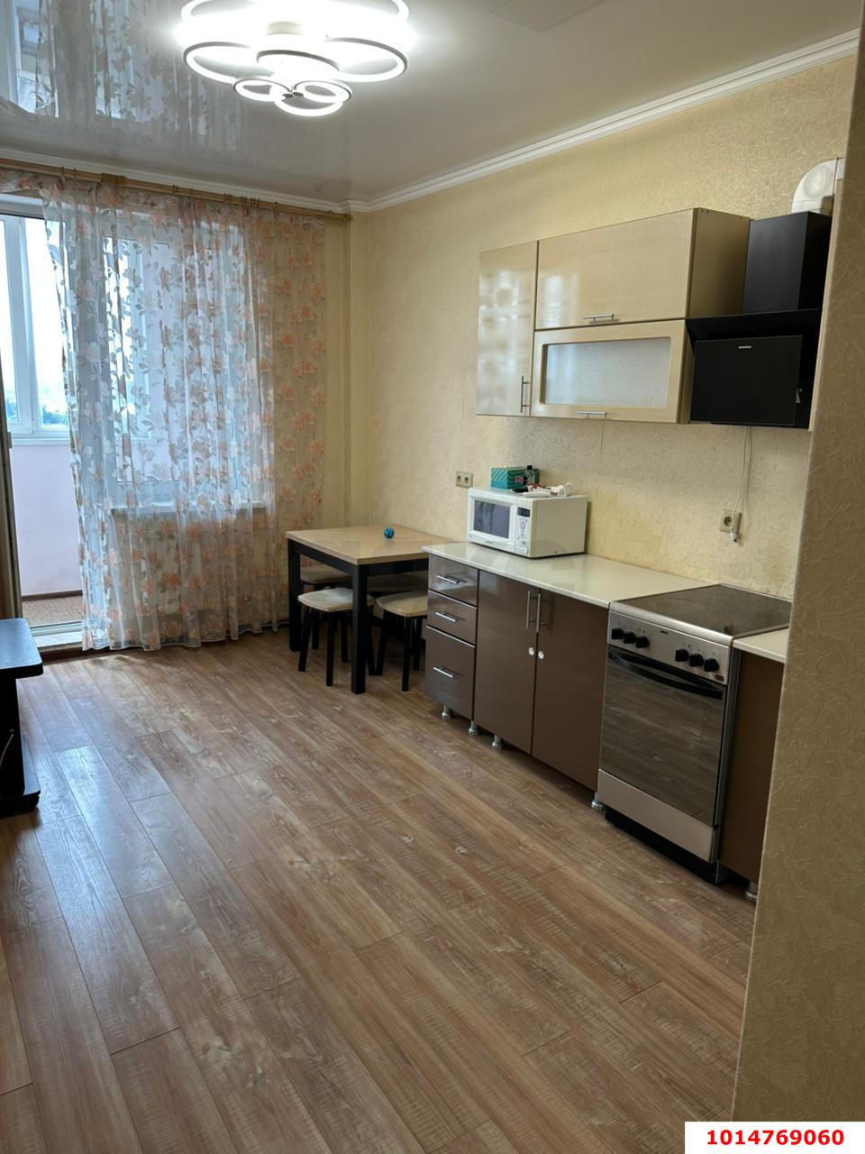 Фото №3: 1-комнатная квартира 49 м² - Краснодар, Прикубанский внутригородской округ, мкр. имени Маршала Жукова, ул. Александра Покрышкина, 4/6