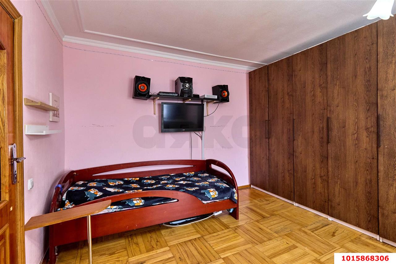 Фото №4: 3-комнатная квартира <span class="whitespace-nowrap">63 м²</span>, <span class="whitespace-nowrap">5/9 эт.</span> - Краснодар, Прикубанский внутригородской округ, мкр. Фестивальный, ул. Атарбекова, 45