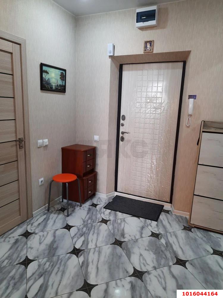 Фото №10: 1-комнатная квартира 42 м² - Краснодар, Прикубанский внутригородской округ, мкр. Губернский, ул. им. Героя Яцкова И.В., 13