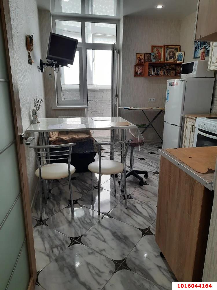 Фото №2: 1-комнатная квартира 42 м² - Краснодар, Прикубанский внутригородской округ, мкр. Губернский, ул. им. Героя Яцкова И.В., 13