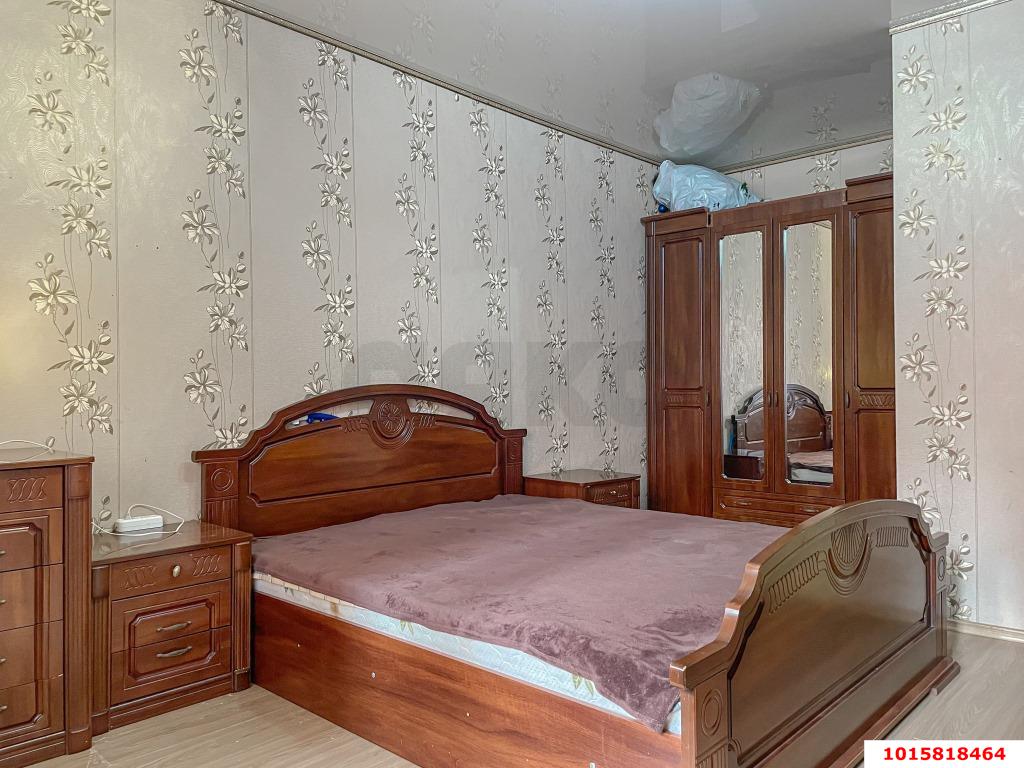 Фото №3: 2-комнатная квартира 69 м² - Краснодар, Прикубанский внутригородской округ, Завод Радиоизмерительных Приборов, мкр. Музыкальный, ул. имени Мусоргского М.П., 6/1