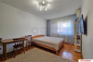 Фото №1: 2-комнатная квартира 51 м² - Краснодар, мкр. Гидростроителей, ул. Трудовой Славы, 42