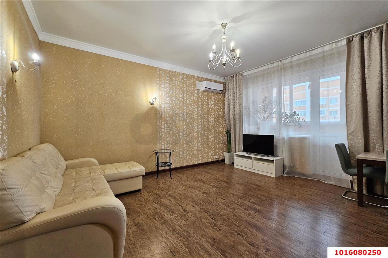 Фото №1: 3-комнатная квартира 75 м² - Краснодар, Прикубанский внутригородской округ, Фестивальный, ЖК Екатеринодар, мкр. Солнечный, ул. Казбекская, 13