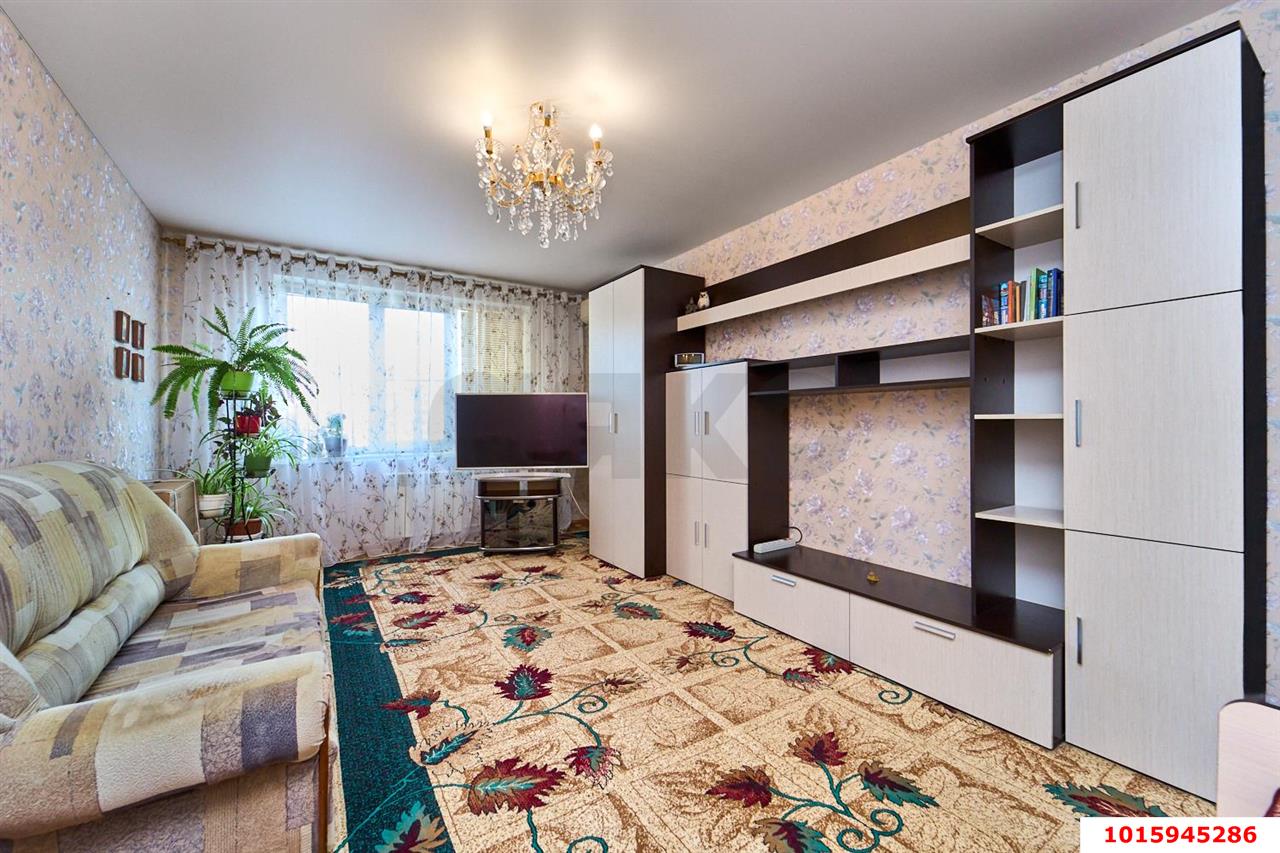 Фото №1: 2-комнатная квартира 67 м² - Краснодар, Прикубанский внутригородской округ, мкр. Новый, ул. 9-я Тихая, 23