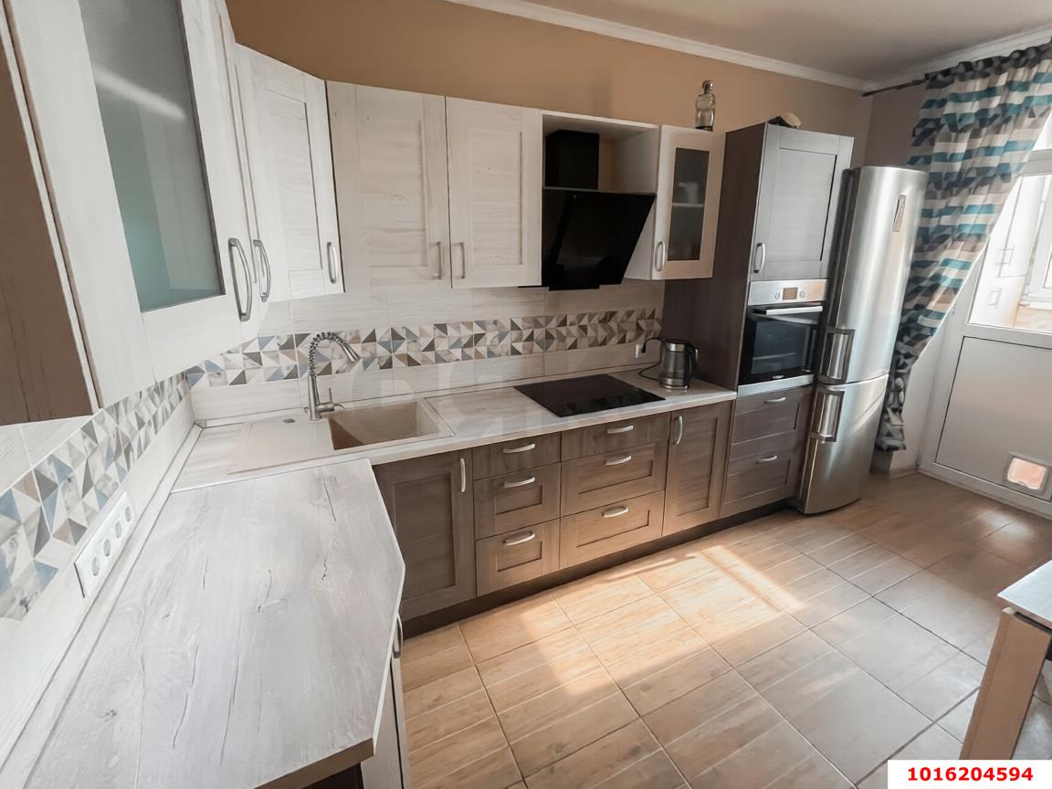 Фото №1: 2-комнатная квартира 56 м² - Краснодар, Западный внутригородской округ, Фестивальный, мкр. жилой комплекс Современник, ул. Гаражная, 107