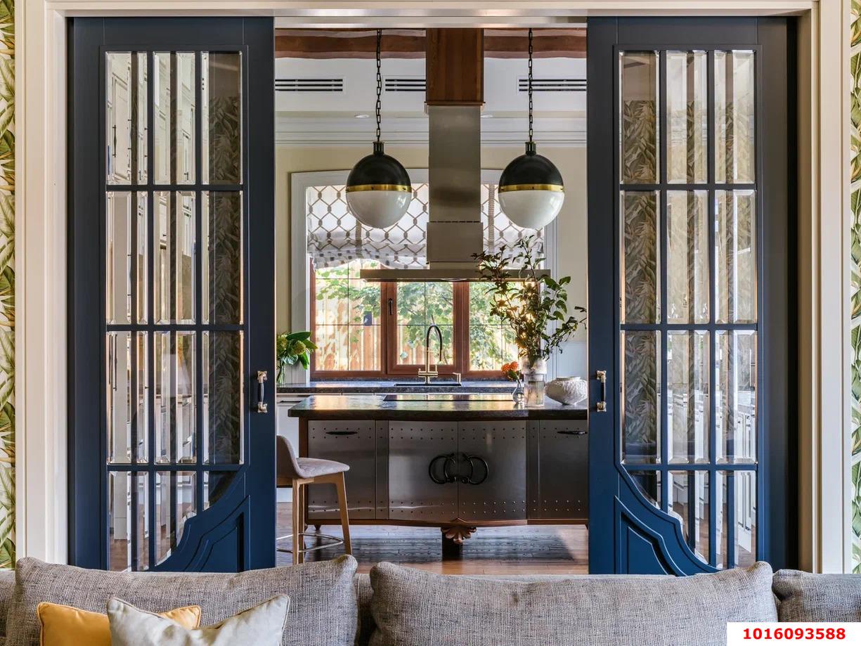 Фото №3: Дом 239 м² + 11.5 сот. - Краснодар, Прикубанский внутригородской округ, Немецкая Деревня, мкр. жилой комплекс Германия