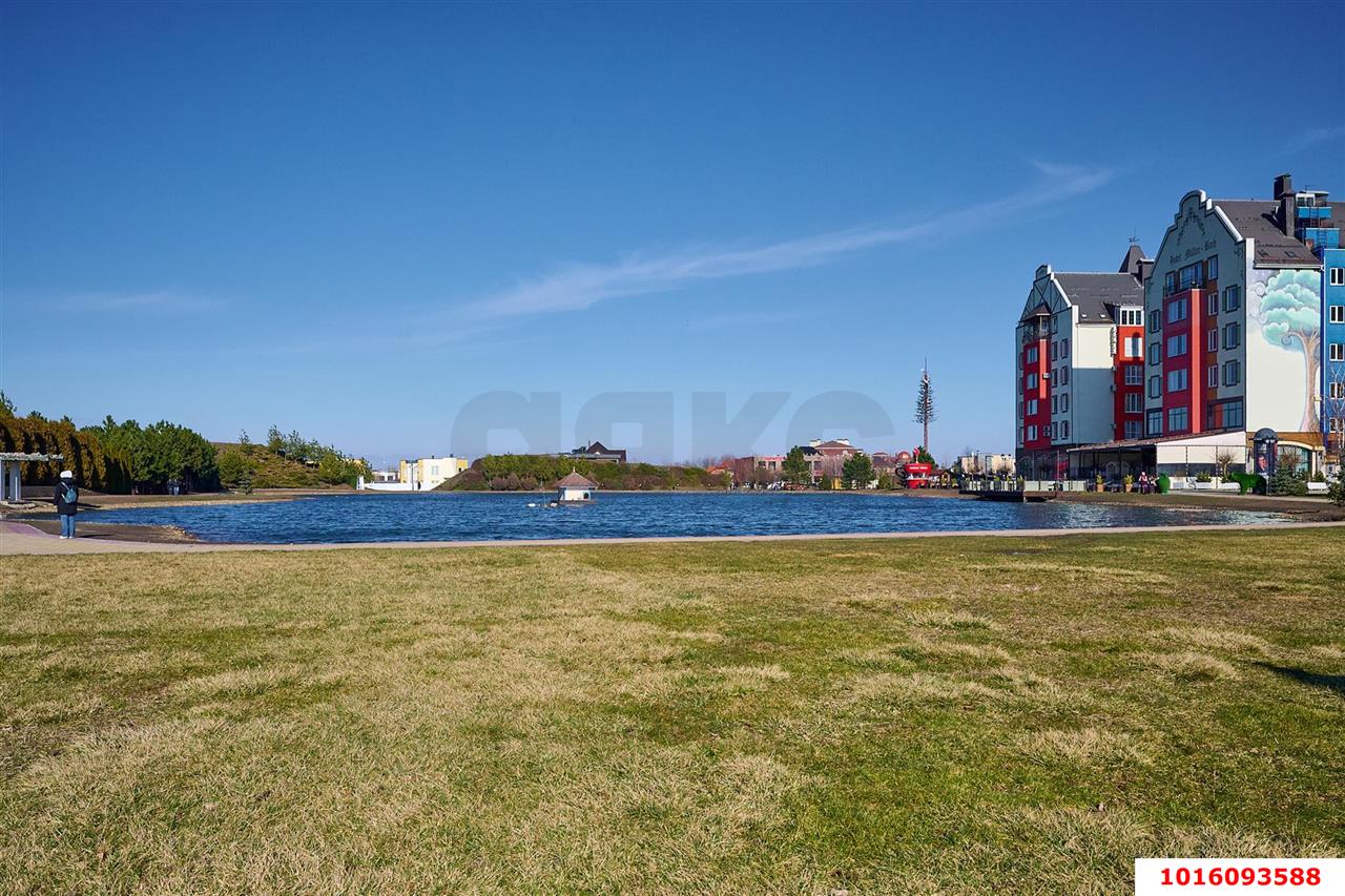 Фото №28: Дом 239 м² + 11.5 сот. - Краснодар, Прикубанский внутригородской округ, Немецкая Деревня, мкр. жилой комплекс Германия