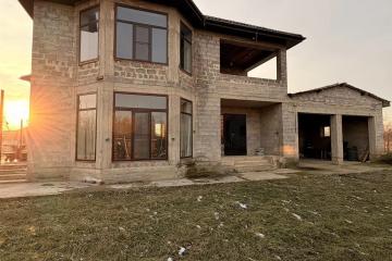 Фото №1: Дом 400 м² - Тугургой, ул. Шоссейная, 16/1