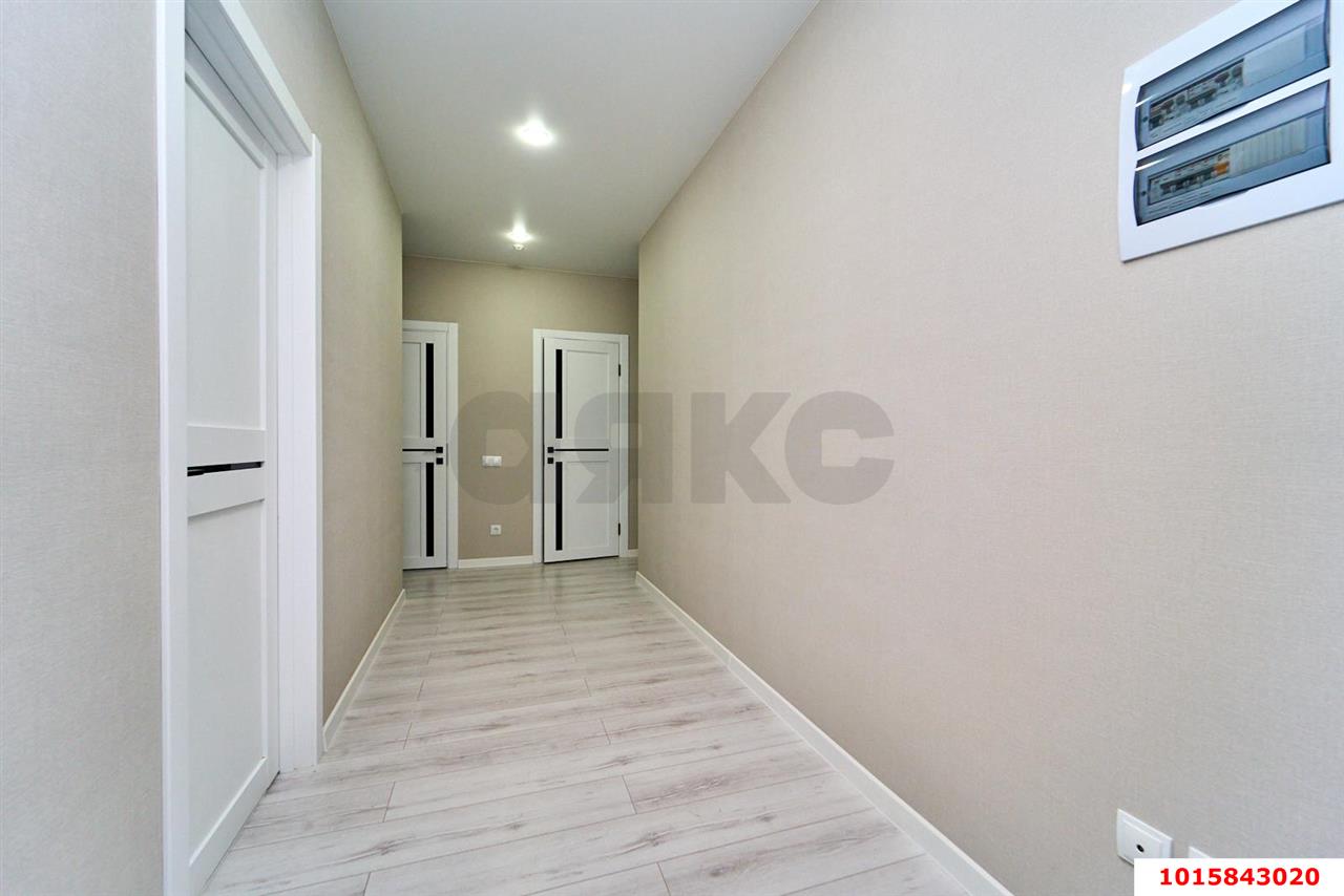 Фото №2: 2-комнатная квартира 61 м² - Краснодар, Прикубанский внутригородской округ, мкр. жилой комплекс Спортивная Деревня, ул. имени Генерала Корнилова, 16