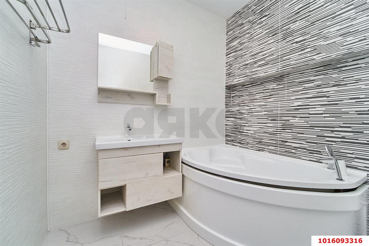 Фото №14: 2-комнатная квартира 85 м² - Краснодар, Прикубанский внутригородской округ, Завод Радиоизмерительных Приборов, п. Калинино, ул. Кадетская, 9