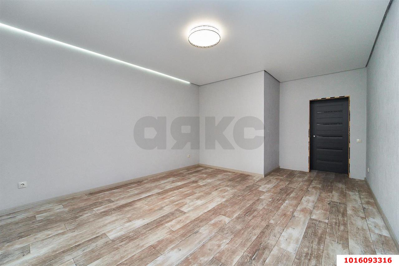 Фото №10: 2-комнатная квартира 85 м² - Краснодар, Прикубанский внутригородской округ, Завод Радиоизмерительных Приборов, п. Калинино, ул. Кадетская, 9