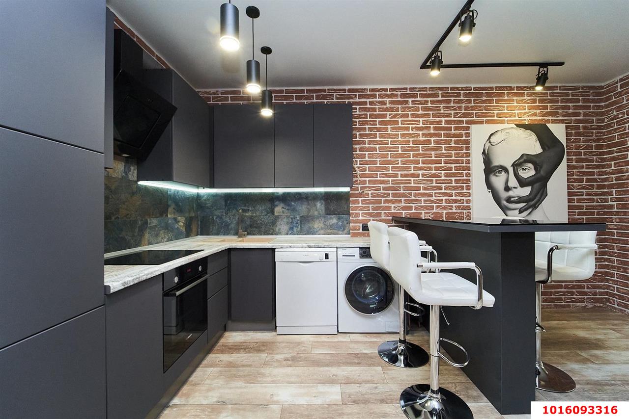 Фото №2: 2-комнатная квартира 85 м² - Краснодар, Прикубанский внутригородской округ, Завод Радиоизмерительных Приборов, п. Калинино, ул. Кадетская, 9