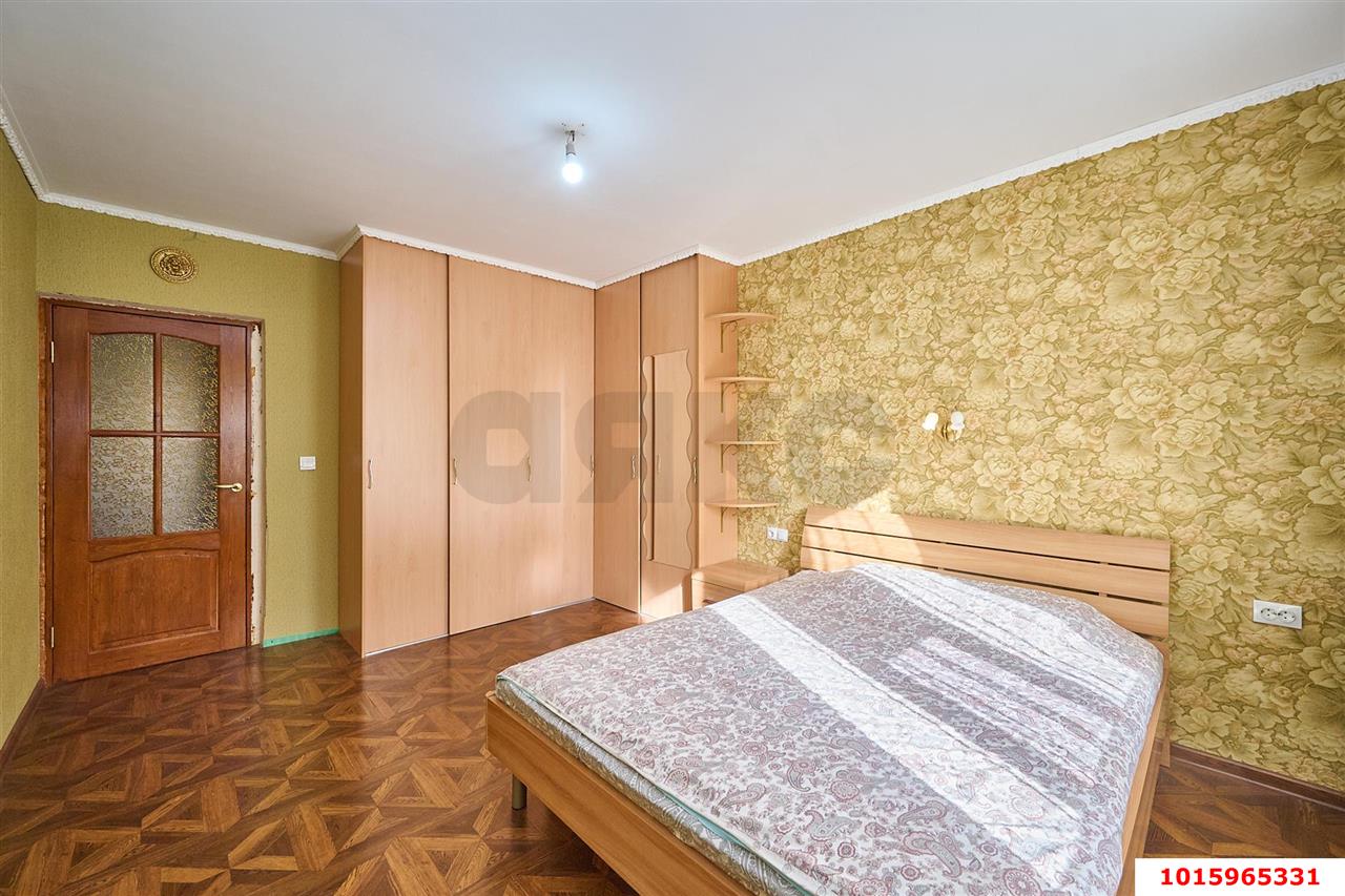 Фото №9: 2-комнатная квартира <span class="whitespace-nowrap">62 м²</span>, <span class="whitespace-nowrap">3/16 эт.</span> - Краснодар, Карасунский внутригородской округ, мкр. Гидростроителей, пр-кт имени писателя Знаменского, 9к1