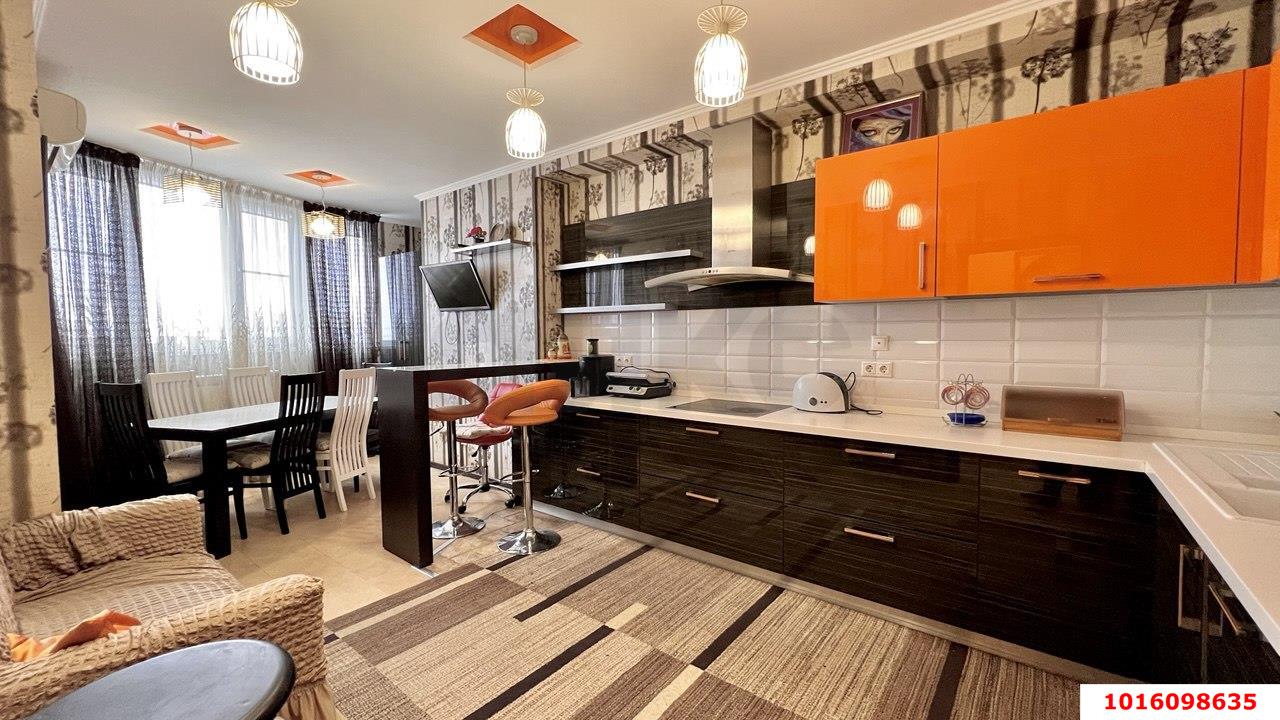 Фото №1: 3-комнатная квартира 102 м² - Краснодар, Карасунский внутригородской округ, Гидростроителей, мкр. жилой комплекс Феникс, ул. имени В.Н. Мачуги, 6/2к1