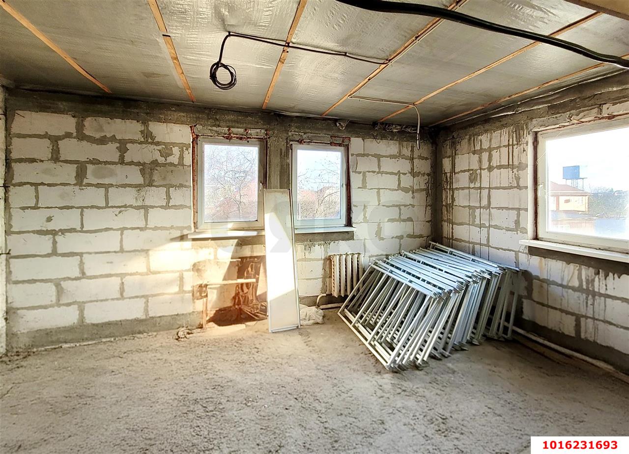 Фото №14: Дом 333 м² + 4.5 сот. - № 7, мкр. Прикубанский внутригородской округ, пр-д 3-й Строительный, 22