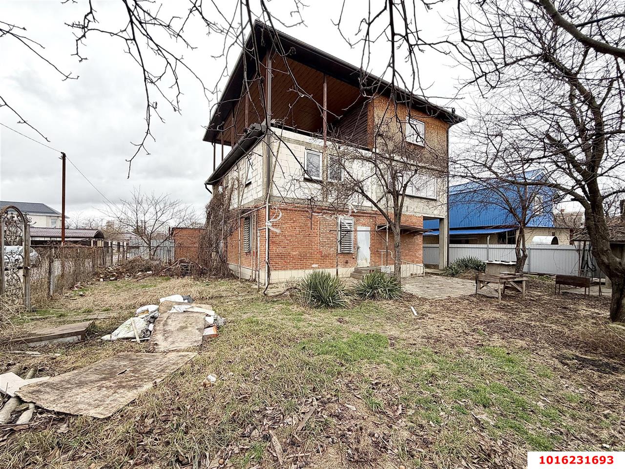 Фото №1: Дом 333 м² + 4.5 сот. - № 7, мкр. Прикубанский внутригородской округ, пр-д 3-й Строительный, 22