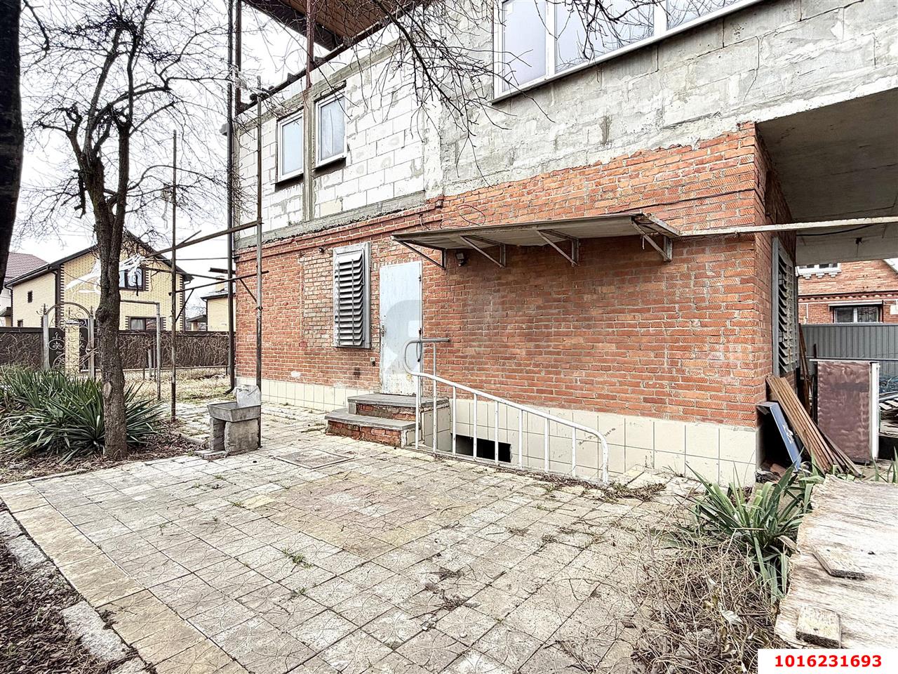 Фото №2: Дом 333 м² + 4.5 сот. - № 7, мкр. Прикубанский внутригородской округ, пр-д 3-й Строительный, 22