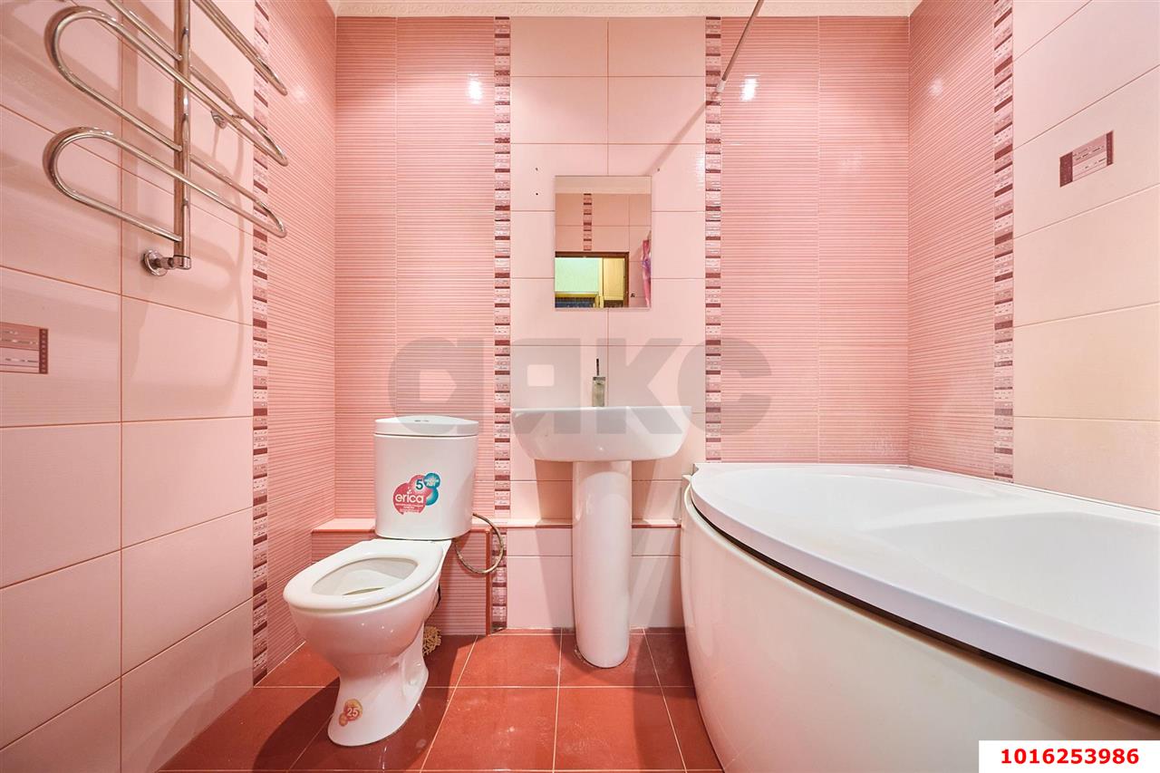 Фото №7: 1-комнатная квартира 43 м² - Краснодар, Прикубанский внутригородской округ, мкр. Завод Измерительных Приборов, ул. имени 40-летия Победы, 33/8