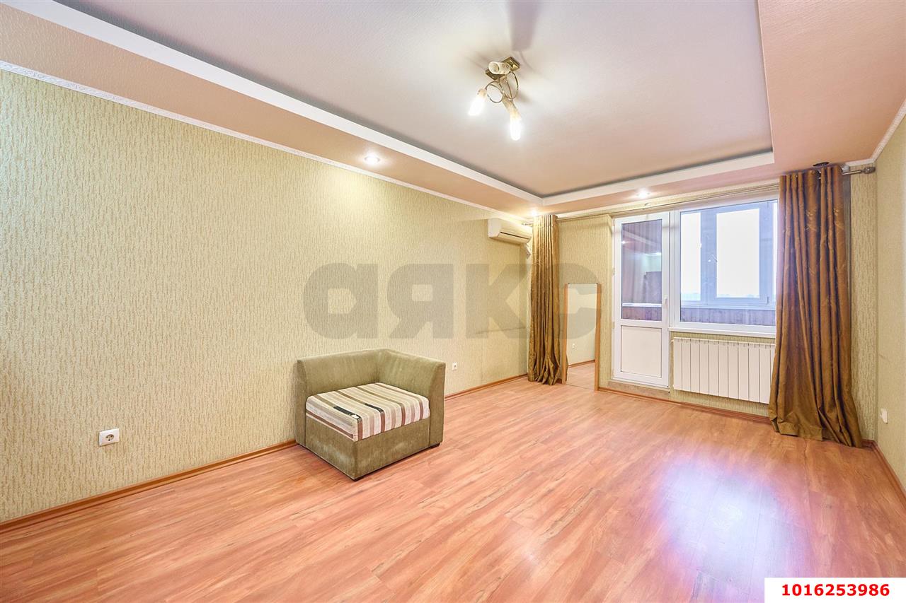 Фото №5: 1-комнатная квартира 43 м² - Краснодар, Прикубанский внутригородской округ, мкр. Завод Измерительных Приборов, ул. имени 40-летия Победы, 33/8