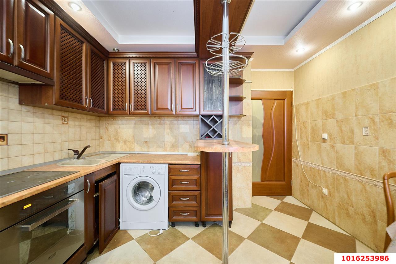 Фото №3: 1-комнатная квартира 43 м² - Краснодар, Прикубанский внутригородской округ, мкр. Завод Измерительных Приборов, ул. имени 40-летия Победы, 33/8