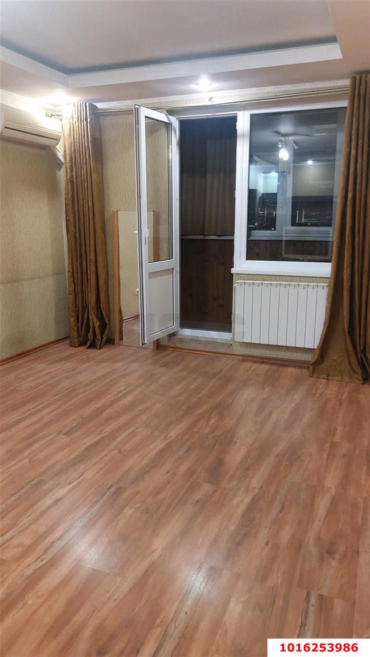 Фото №1: 1-комнатная квартира 43 м² - Краснодар, Прикубанский внутригородской округ, мкр. Завод Измерительных Приборов, ул. имени 40-летия Победы, 33/6