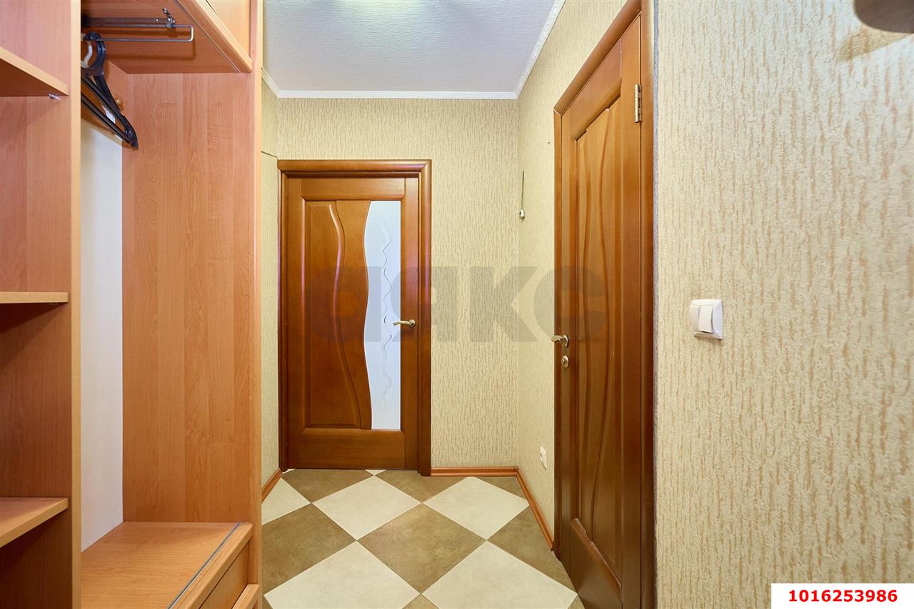 Фото №8: 1-комнатная квартира 43 м² - Краснодар, Прикубанский внутригородской округ, мкр. Завод Измерительных Приборов, ул. имени 40-летия Победы, 33/8