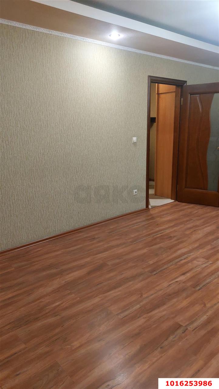 Фото №2: 1-комнатная квартира 43 м² - Краснодар, Прикубанский внутригородской округ, мкр. Завод Измерительных Приборов, ул. имени 40-летия Победы, 33/6