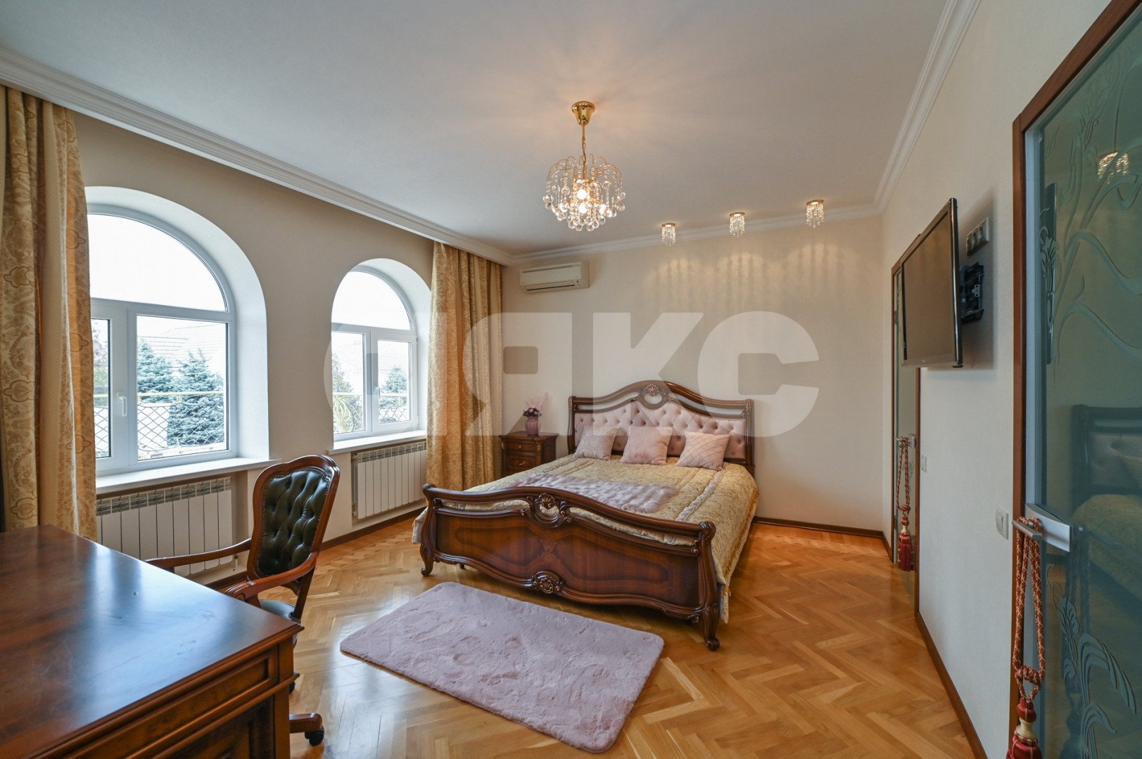 Фото №20: Дом 320 м² + 6 сот. - Ростов-на-Дону, Железнодорожный, Западный, мкр. квартал Нижнегниловской, ул. Минаева, 43