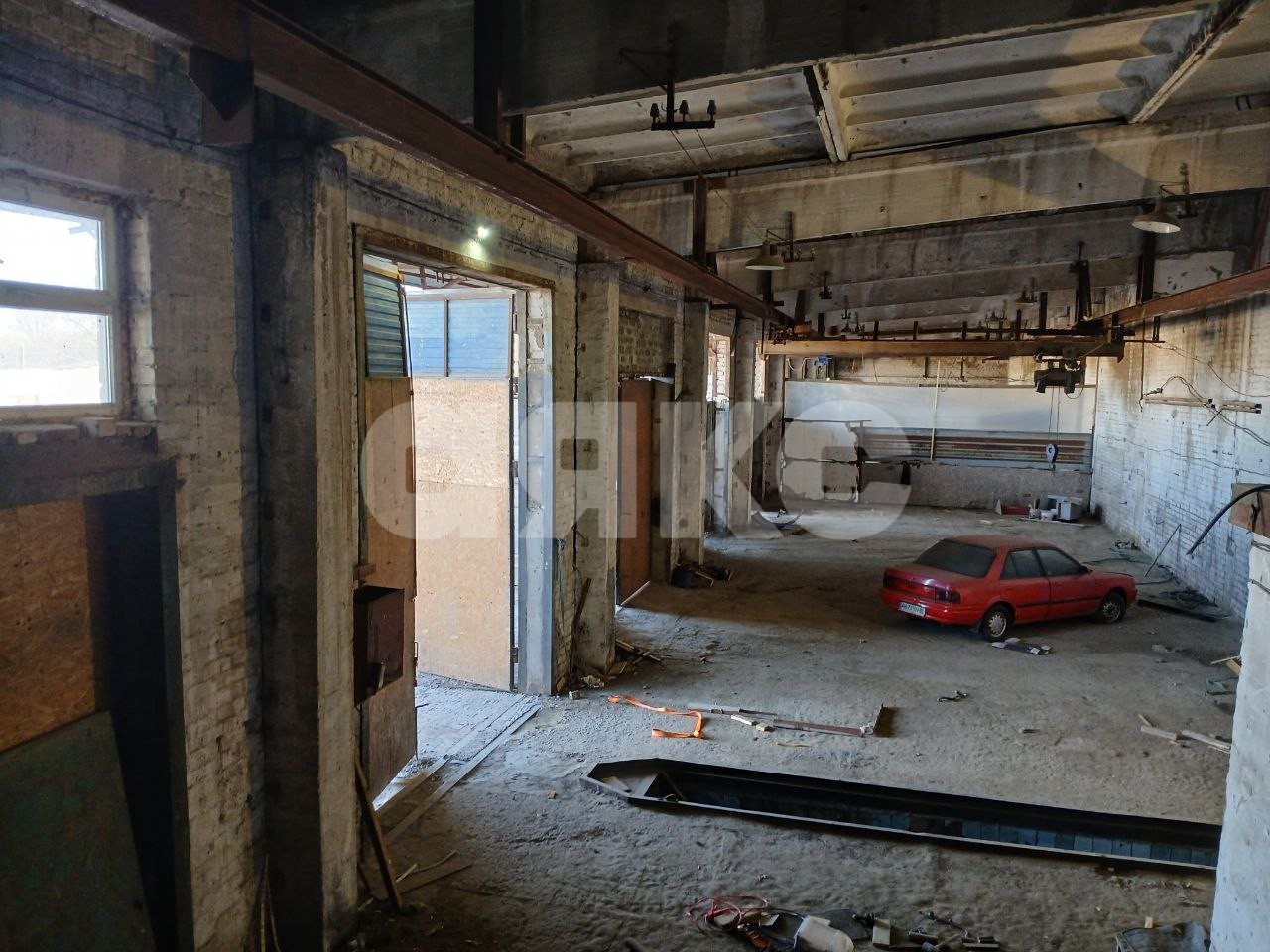 Фото №8: Коммерция 1800 м² - Мариуполь, р. Ильичёвский, пр-кт Карпова, 2