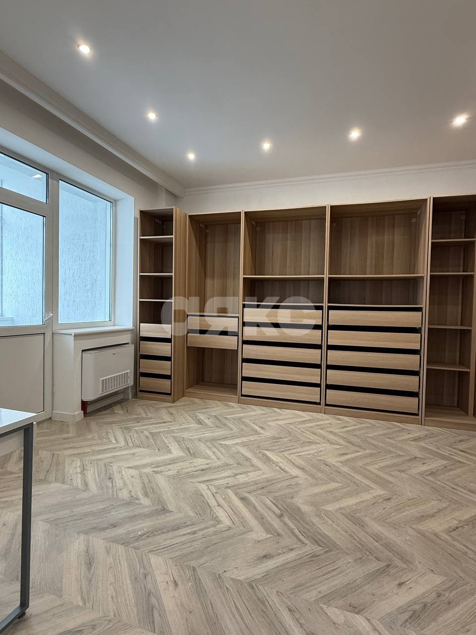 Фото №1: 4-комнатная квартира 193 м² - Мариуполь, Жовтневый, р. Центральный, пр-кт Строителей, 108А