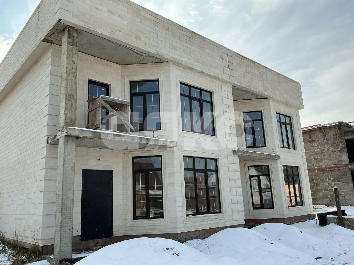 Фото №3: Дуплекс 160 м² + 2 сот. - Горячий Ключ, мкр. Старый Рынок, ул. Кондратьева, 81