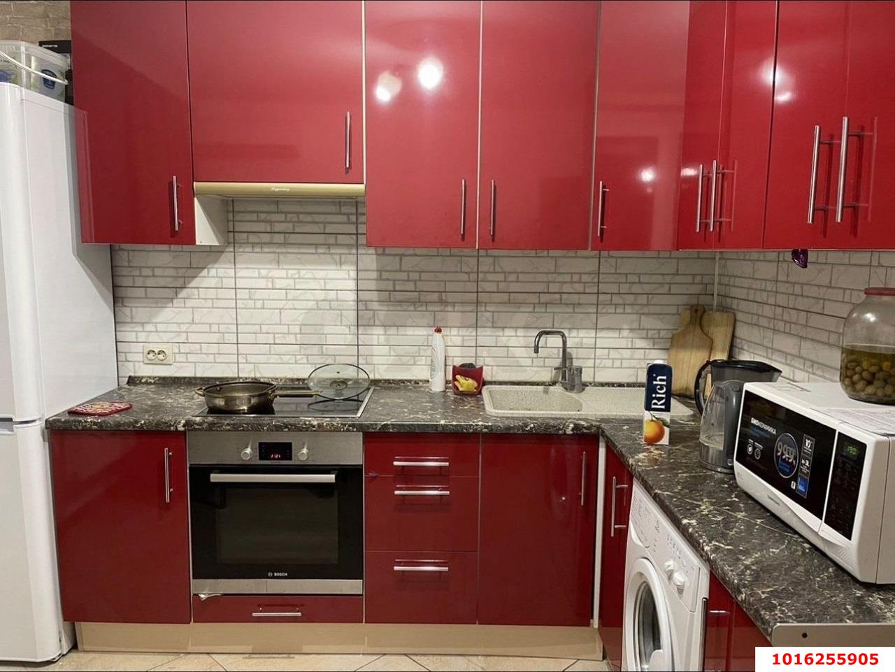 Фото №2: 2-комнатная квартира 62 м² - Краснодар, Западный внутригородской округ, Кожзавод, мкр. Военный городок № 1, ул. имени Калинина, 350/11