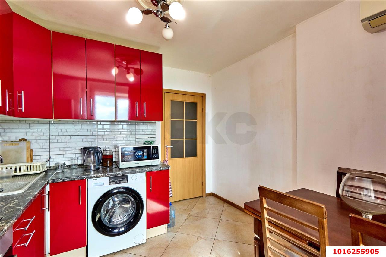 Фото №3: 2-комнатная квартира 62 м² - Краснодар, Западный внутригородской округ, Кожзавод, мкр. Военный городок № 1, ул. имени Калинина, 350/11