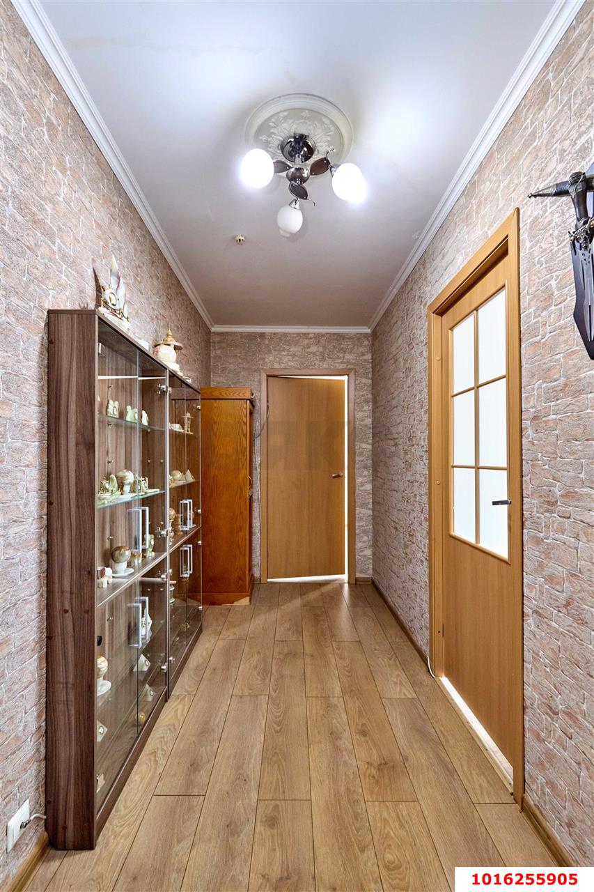 Фото №11: 2-комнатная квартира 62 м² - Краснодар, Западный внутригородской округ, Кожзавод, мкр. Военный городок № 1, ул. имени Калинина, 350/11