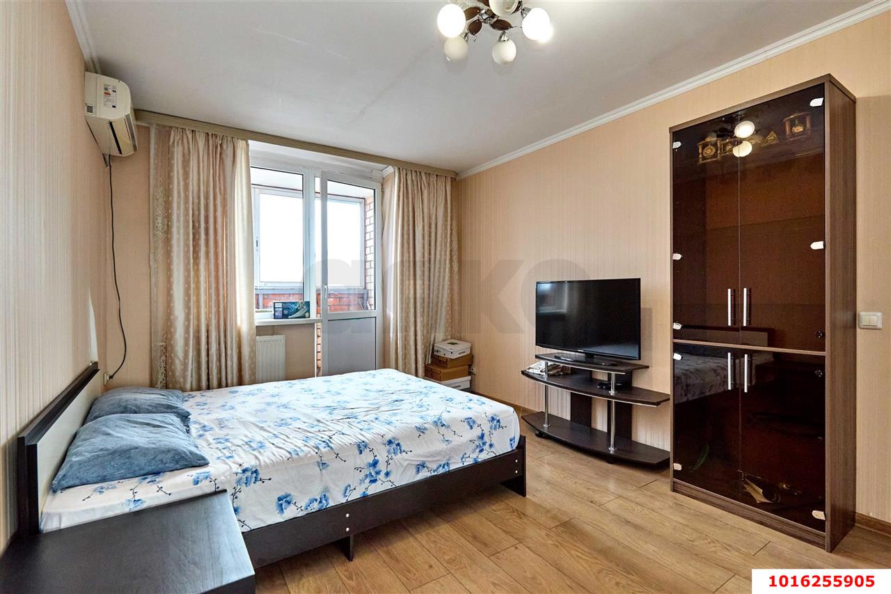 Фото №6: 2-комнатная квартира 62 м² - Краснодар, Западный внутригородской округ, Кожзавод, мкр. Военный городок № 1, ул. имени Калинина, 350/11