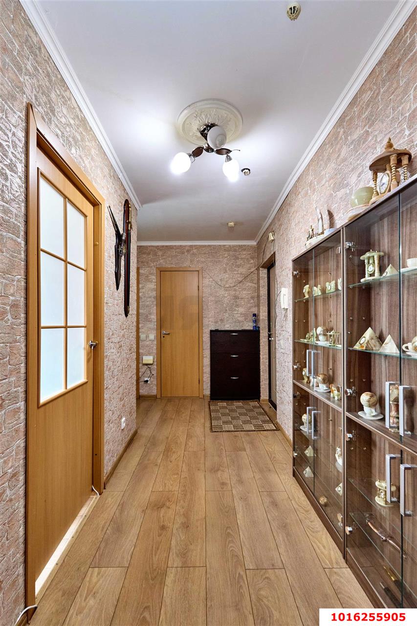 Фото №12: 2-комнатная квартира 62 м² - Краснодар, Западный внутригородской округ, Кожзавод, мкр. Военный городок № 1, ул. имени Калинина, 350/11