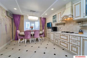 Фото №1: 4-комнатная квартира 128 м² - Краснодар, мкр. Камвольно-суконный Комбинат, ул. Камвольная, 3